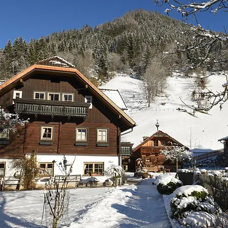 Auerhof * シュラートミンク