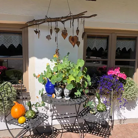 Auerhof シュラートミンク