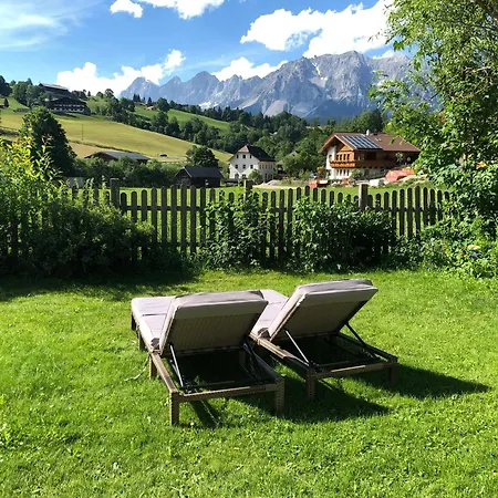 Auerhof ファームステイ *